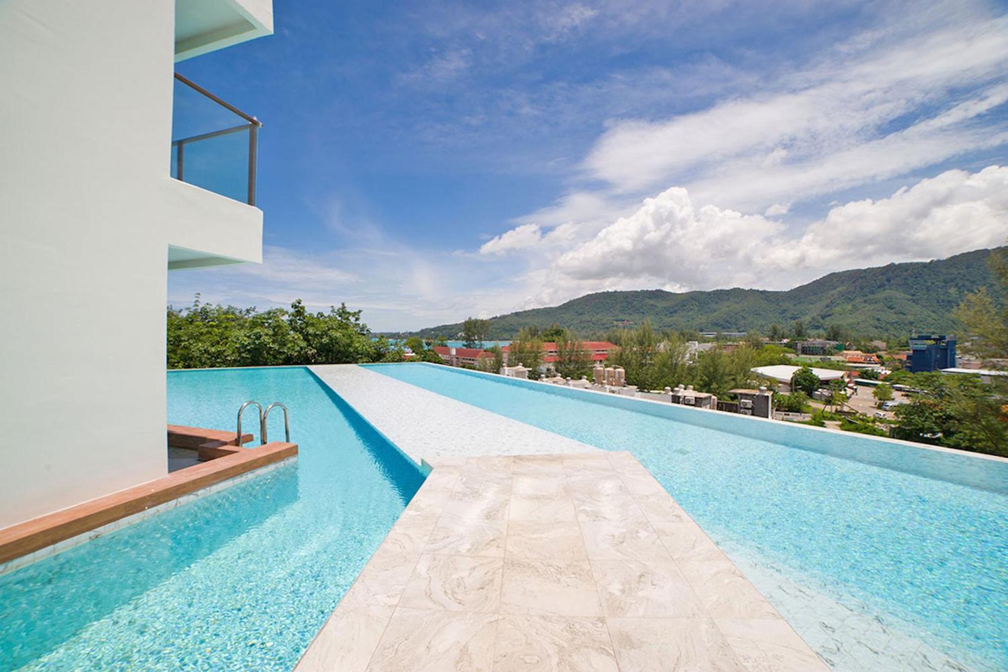 Ocean View 2br C35, Just 5 Min Walk To The *
